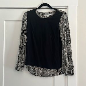 Diane vonFurstenberg 100% Silk Blouse